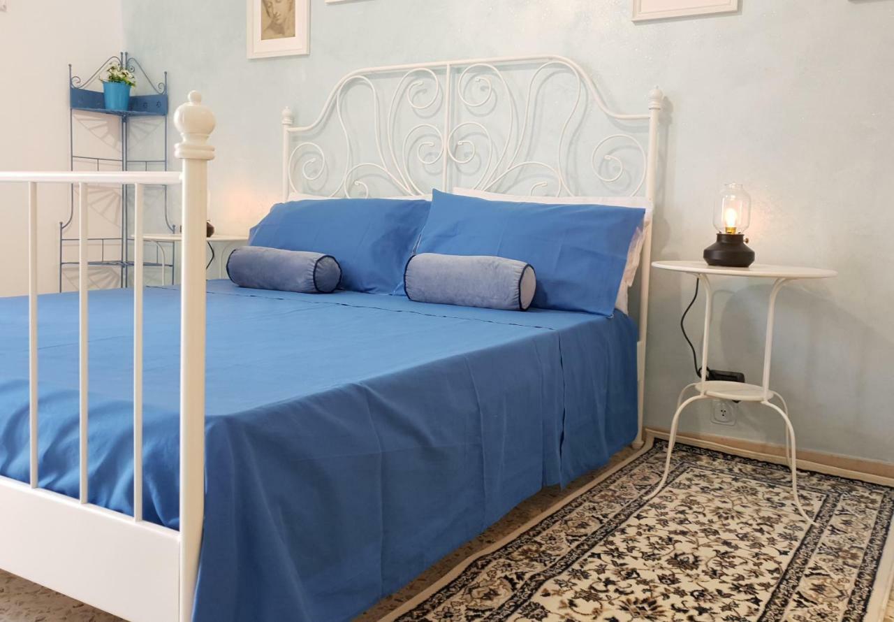 Gallery Art - Sea View Monopoli Exterior photo